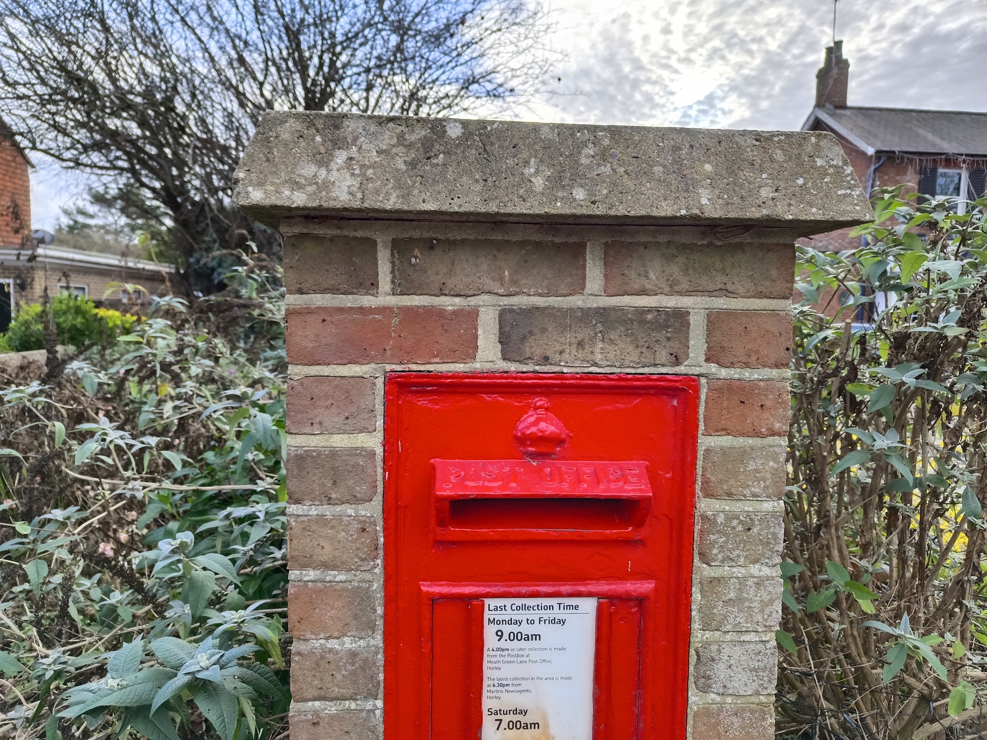 Vivo V23 Pro photo of a post box.