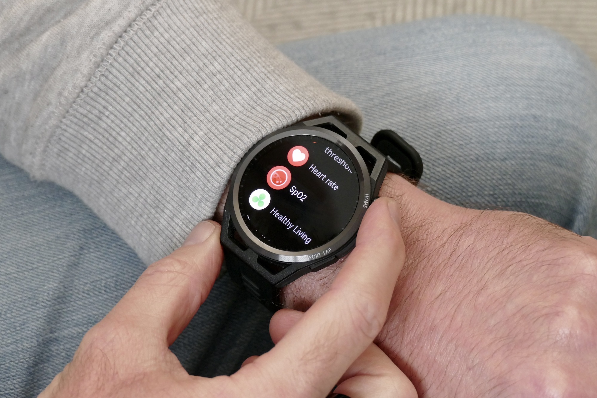 Huawei Watch GT Runner menu.