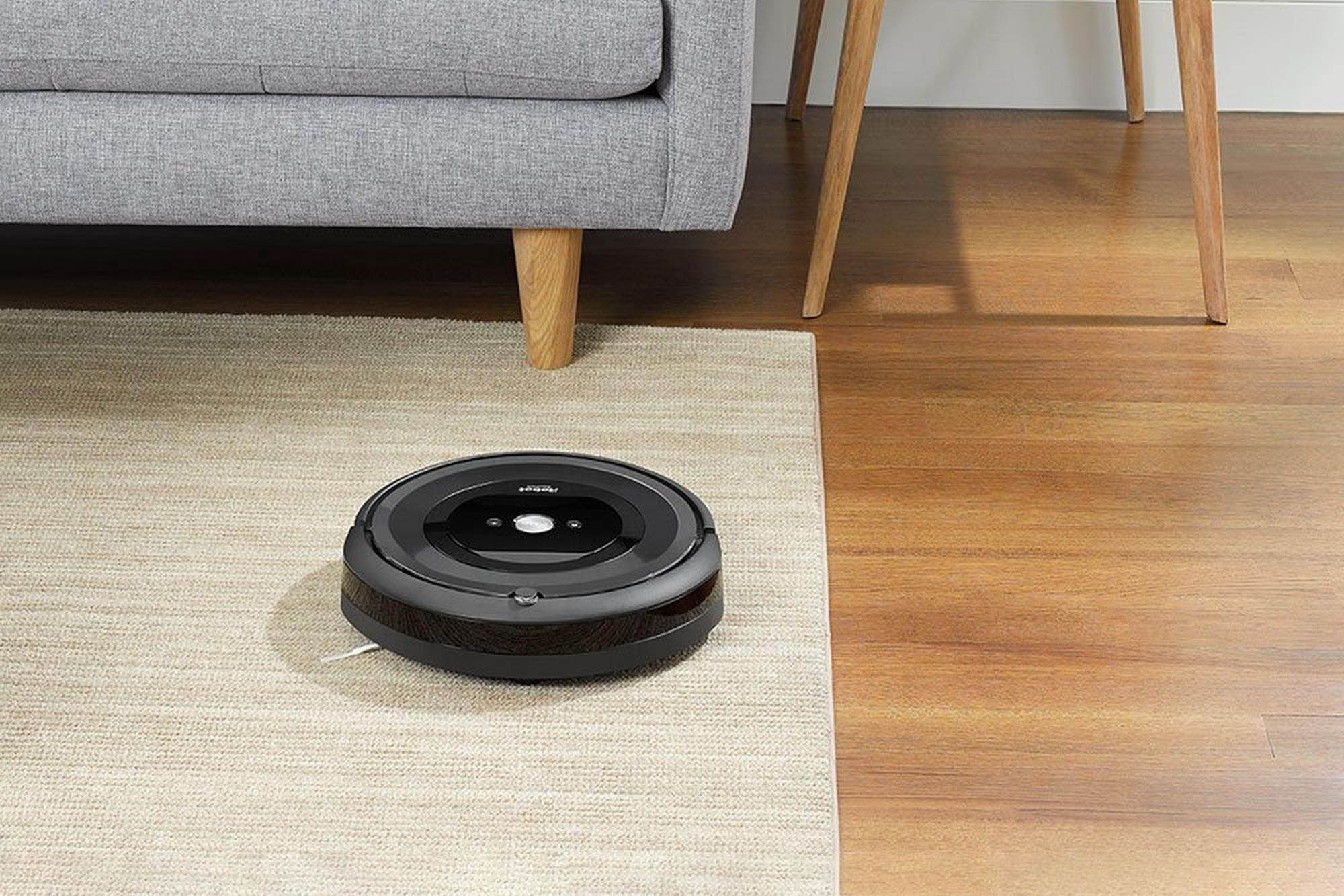 irobot roomba e5 review press image