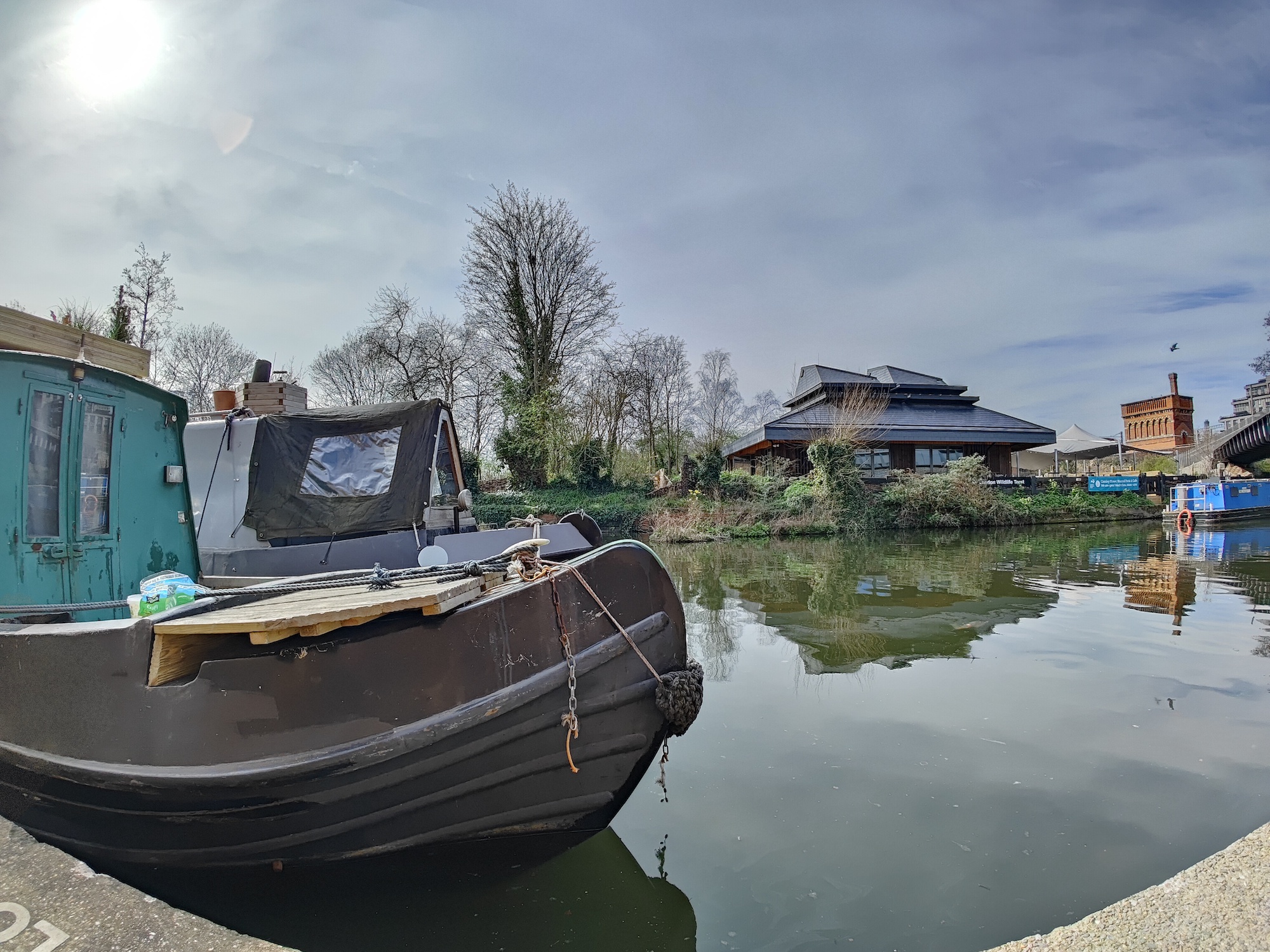 Realme GT 2 Pro 150-degree wide-angle photo of a canal.