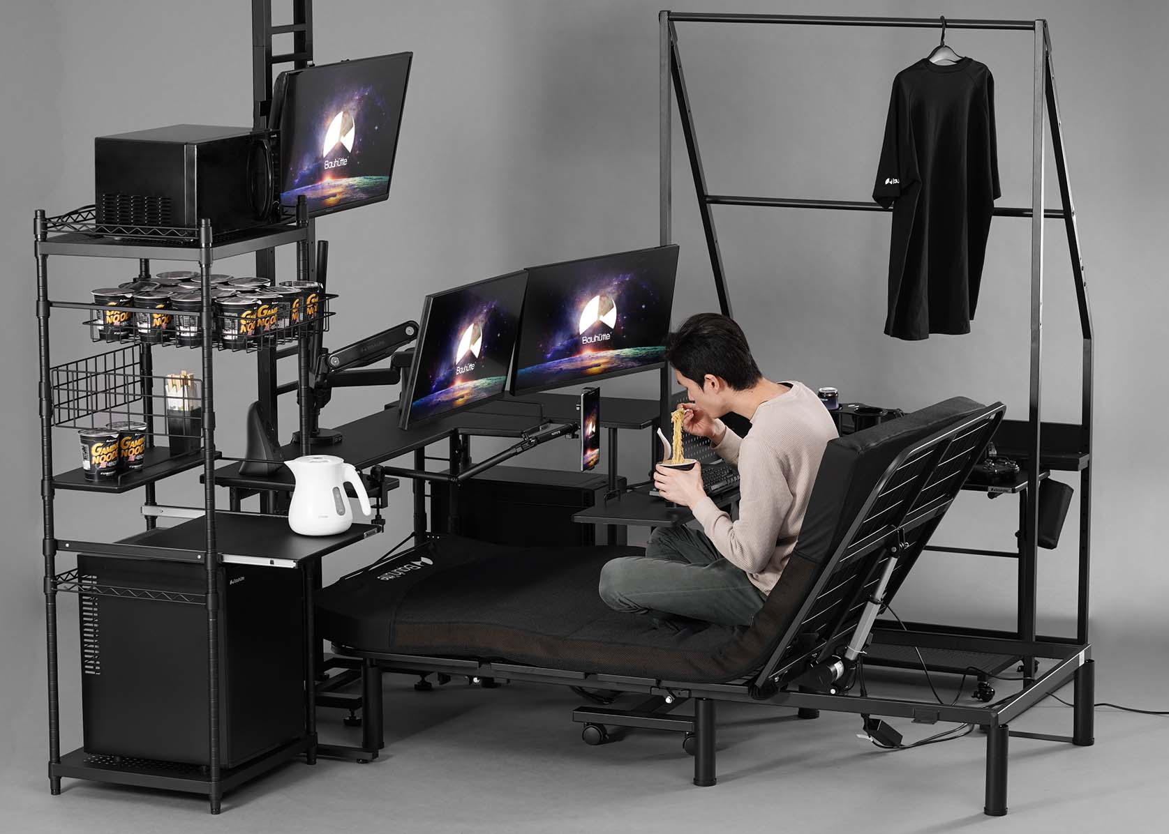 Bauhutte new transforming gaming chair.