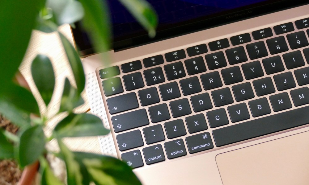 A close-up of the gold MacBook Air M1's keyboard.