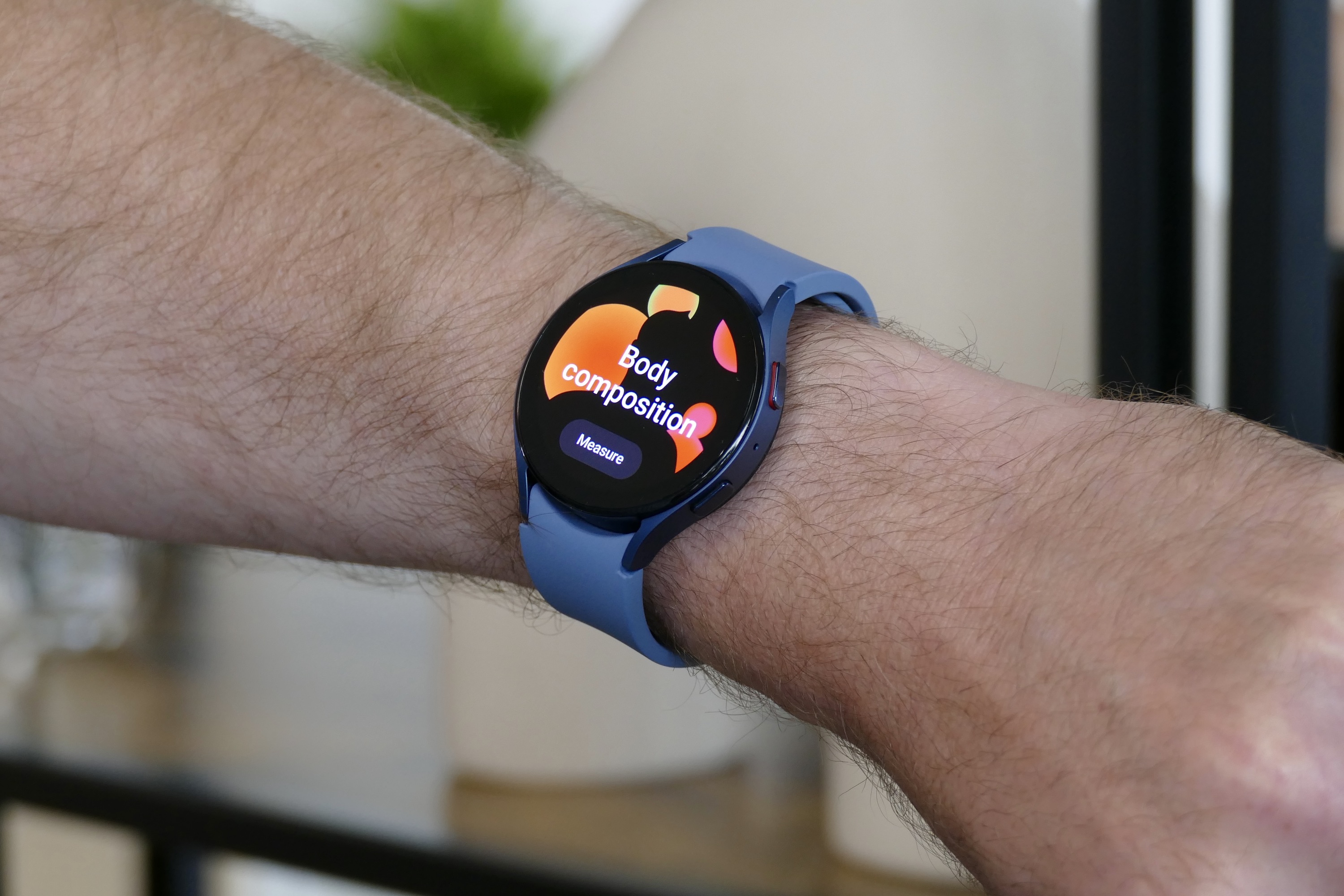 Samsung Galaxy Watch 5 44mm on a mans wrist.