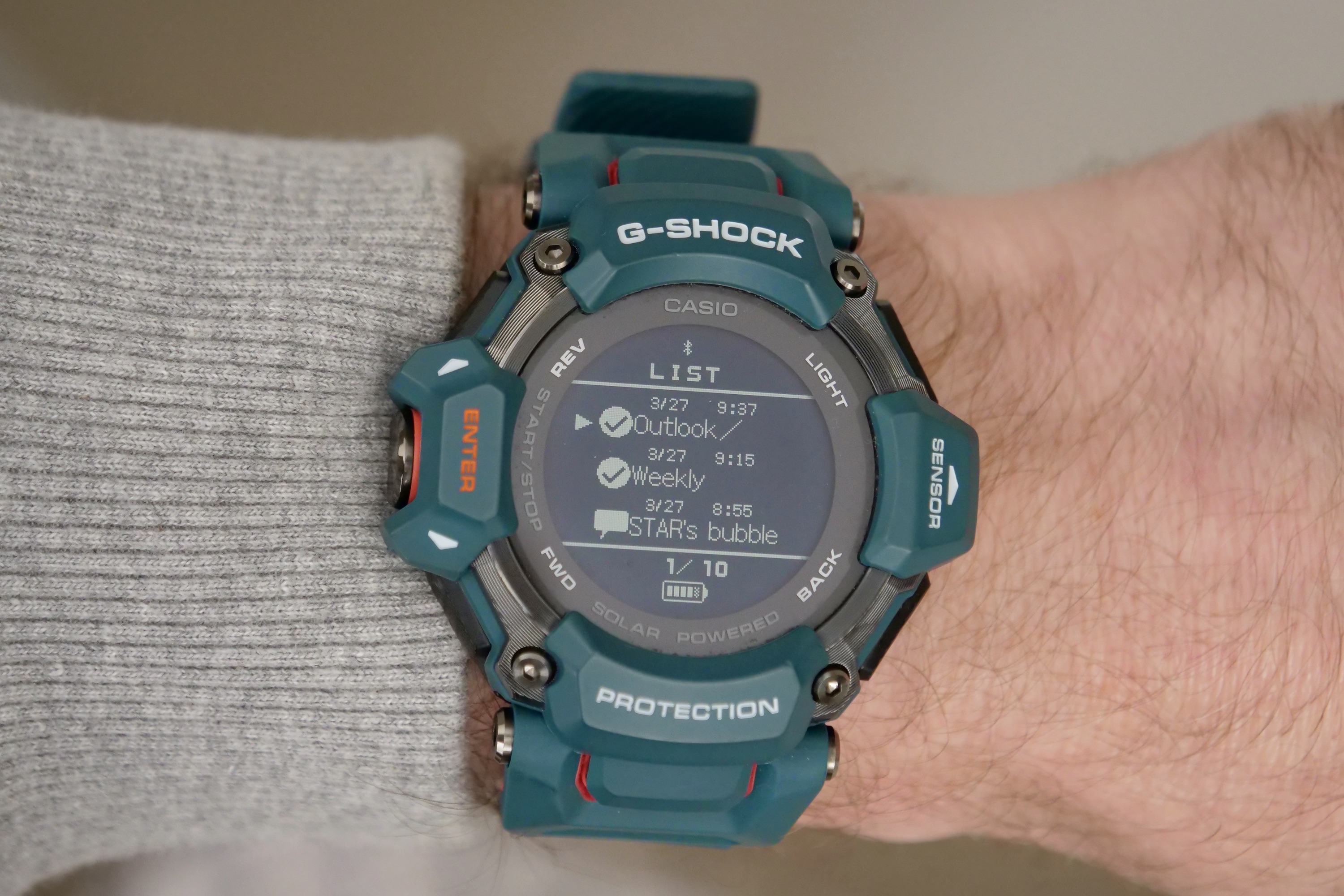 Notifications on the G-Shock GBD-H2000.