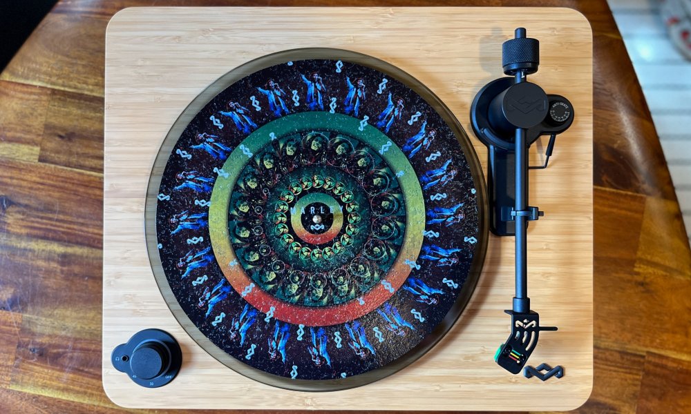 The House of Marley Stir It Up Lux Bluetooth turntable with the zoetrope slip mat.