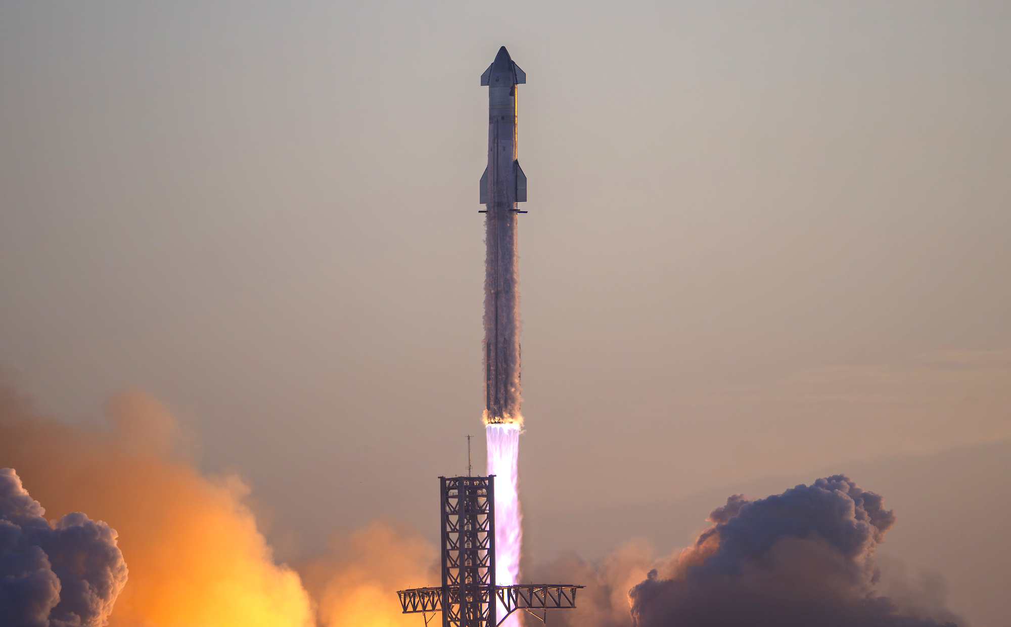 SpaceX's Starship rocket lifting off in November 2023.