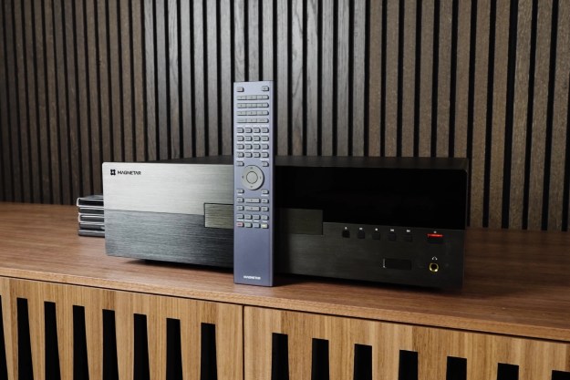 Magnetar UDP900 Disc Player