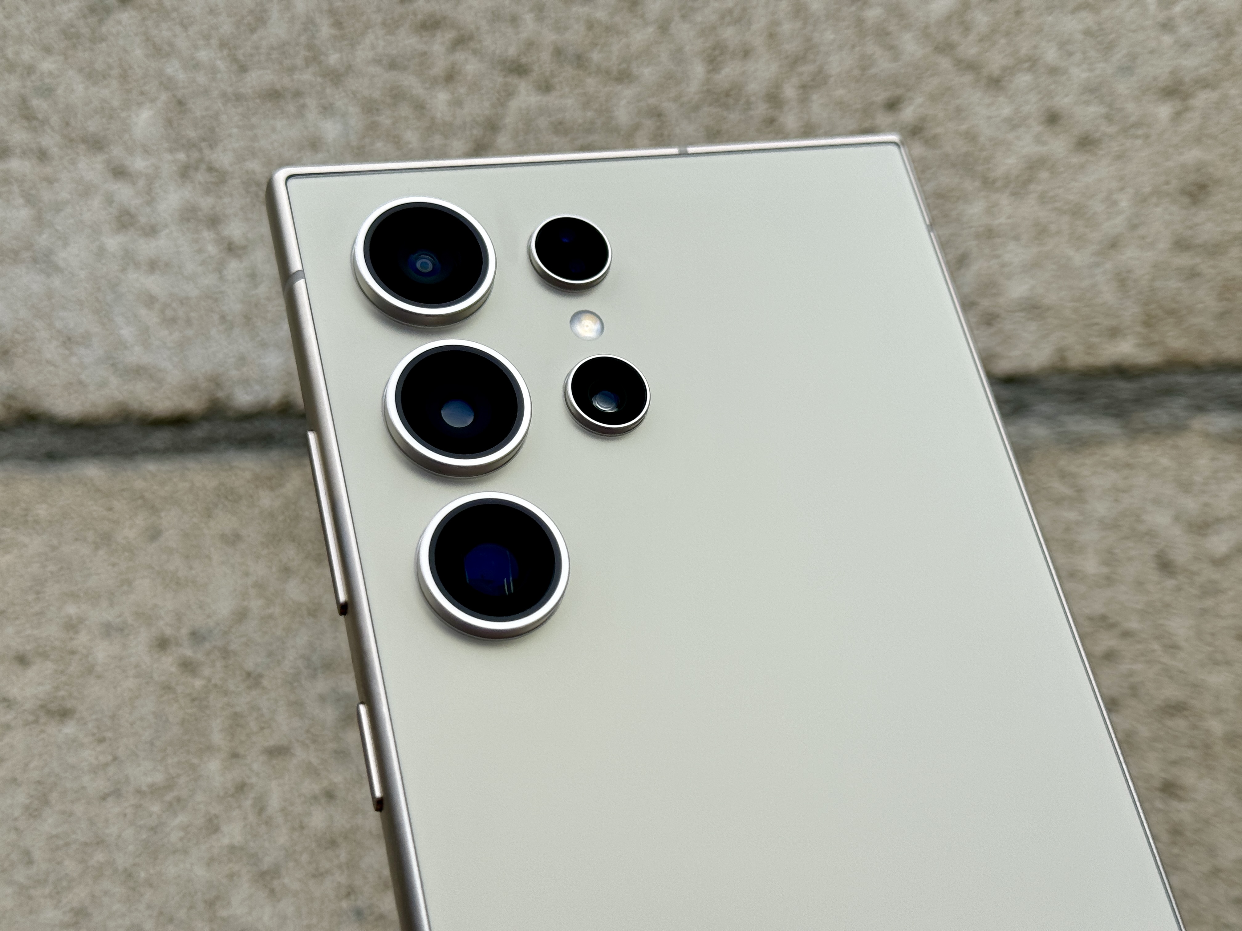 5 things i love about the samsung galaxy s24 ultra titanium gray camera module