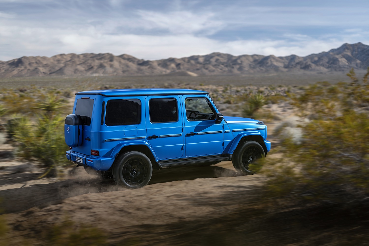 Mercedes-Benz G580 with EQ Technology rear quarter.