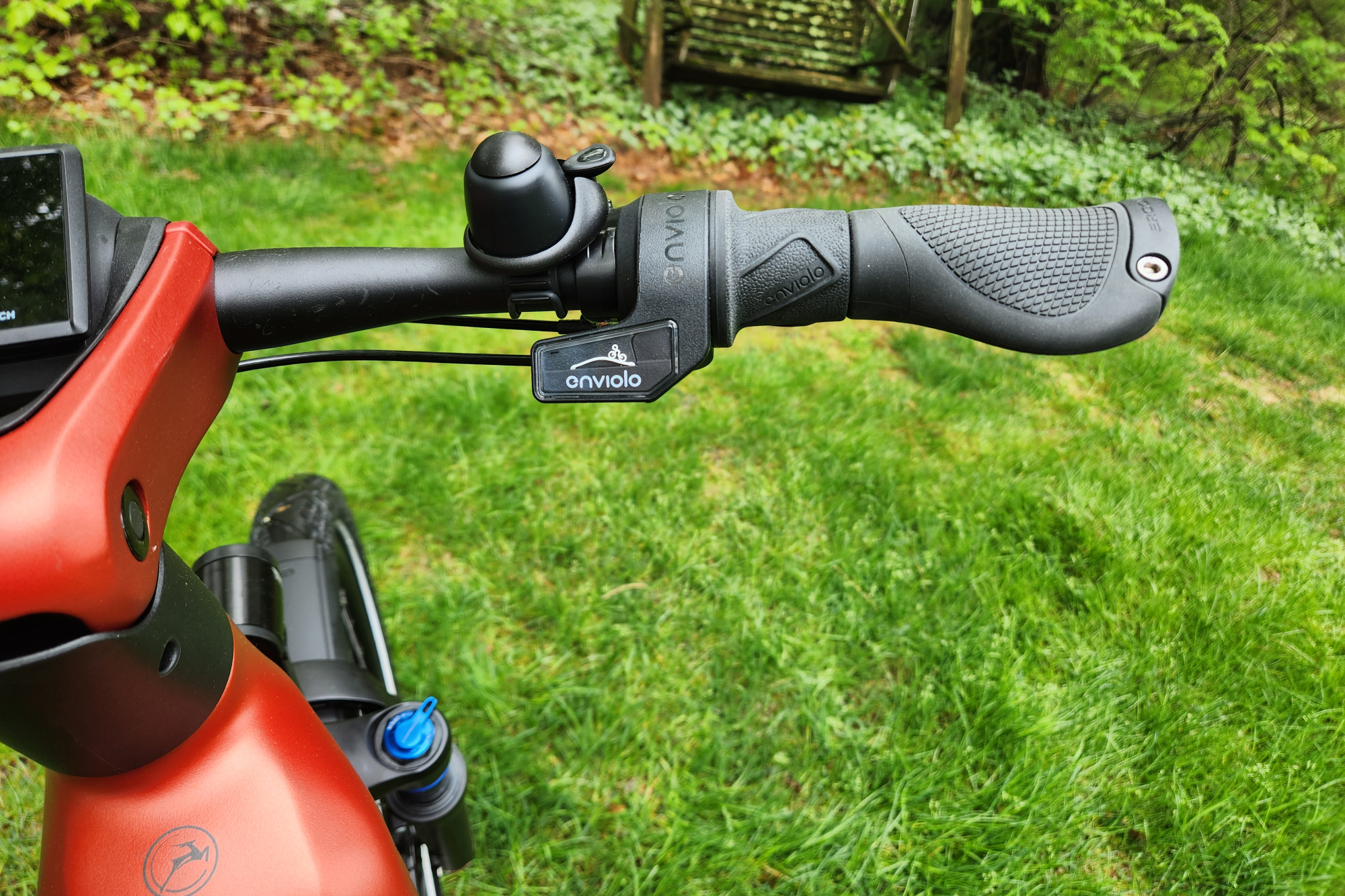 Gazelle Eclipse e-bike with Enviolo stepless shifter set for moderate incline.