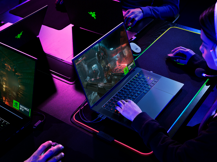 New Razer Blade gaming laptops with RTX 40 series GPUS