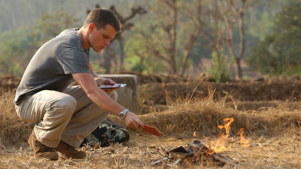 A man burns a journal in The Bourne Supremacy.