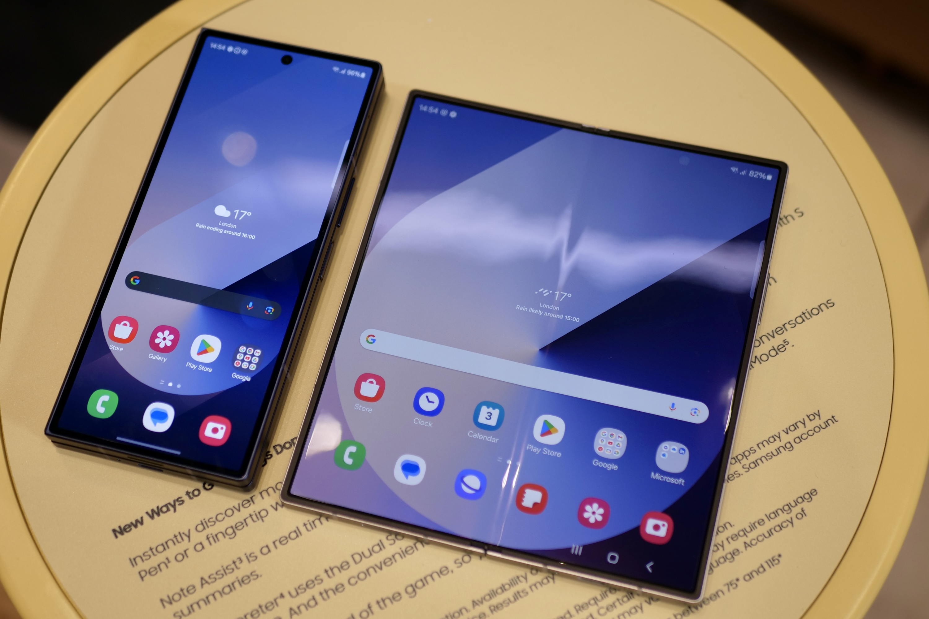 The screens on the open and closed Samsung Galaxy Z Fold6.