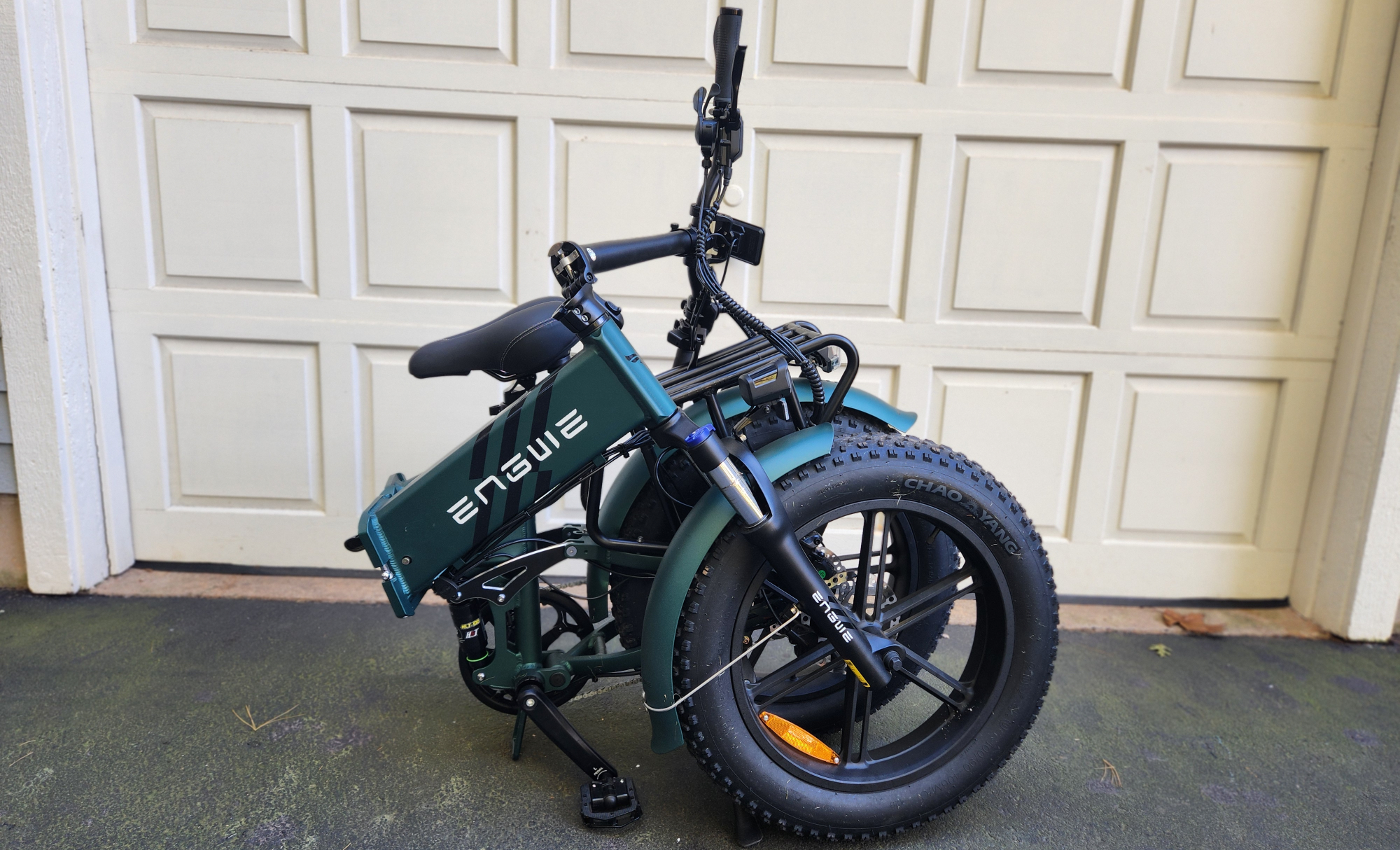 Engwe Engine Pro 2.0 folding bike with handlebar folded.