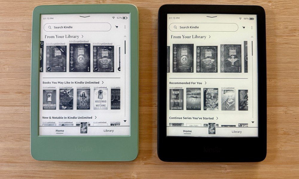 Matcha Kindle (2024) (left) and a black Kindle (2022).