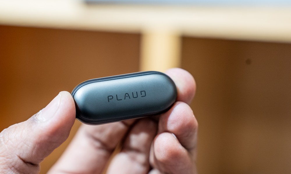 Plaud NotePin capsule in the hand